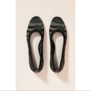 NEW Anthropologie Sanctuary Camo Stripes Social Sli-p-On Ballet Flats Size 6.5